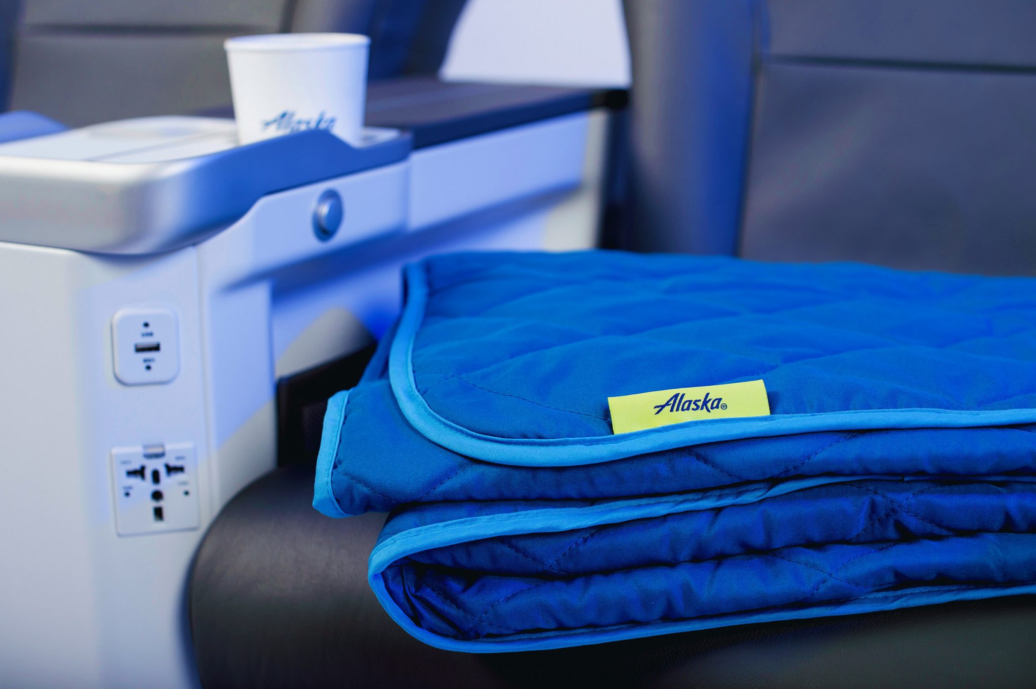 Alaska airlines outlet bassinet