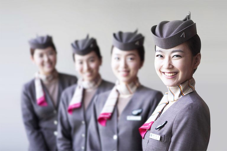 Flight Attendant Hopefuls in South Korea Are So Desperate to Get the ...