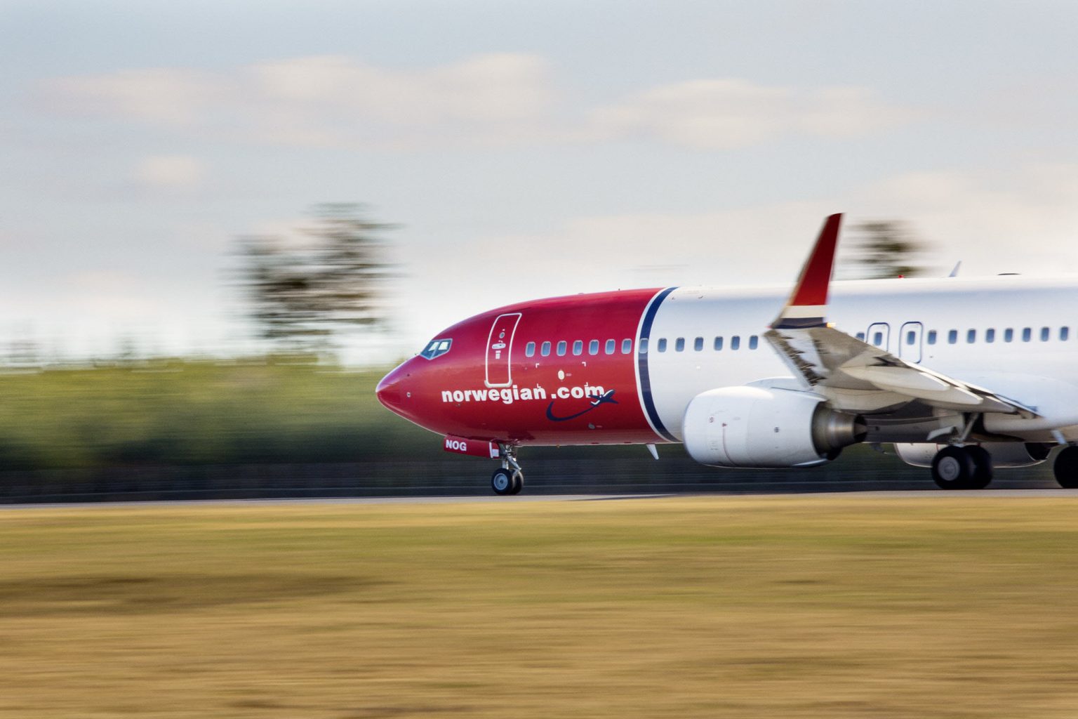 norwegian air hand luggage allowance