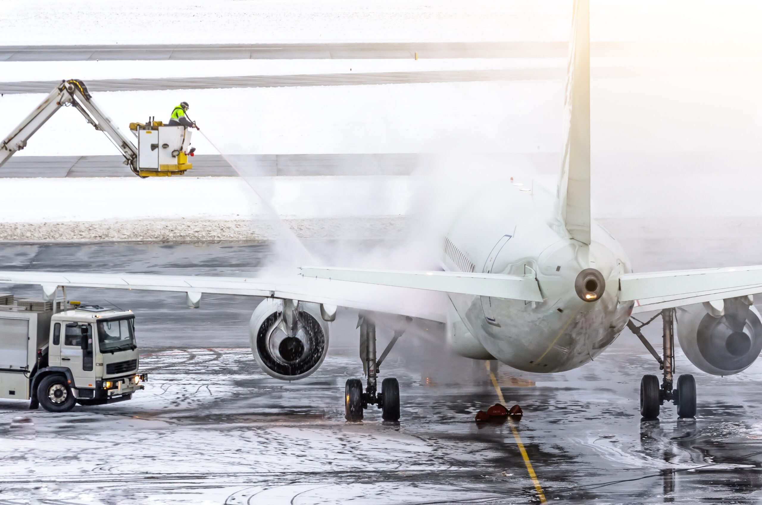 Air Canada to Test Self-Heating De-Icing Strips That Could