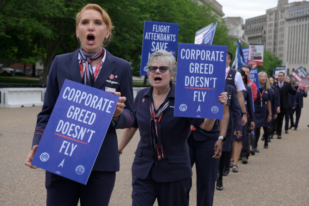Final talks to avoid a flight attendant strike at American Airlines end with no agreement in sight… What happens now?