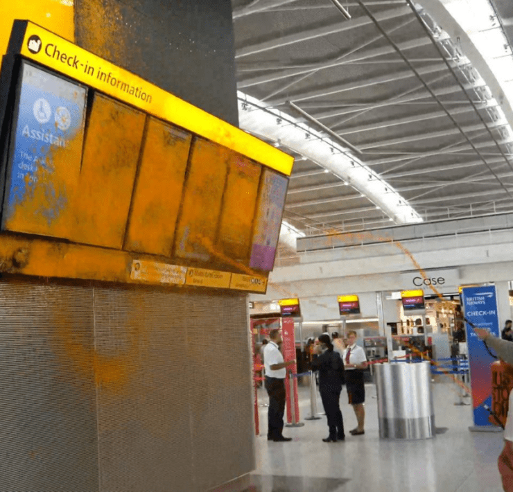 a sign in a airport